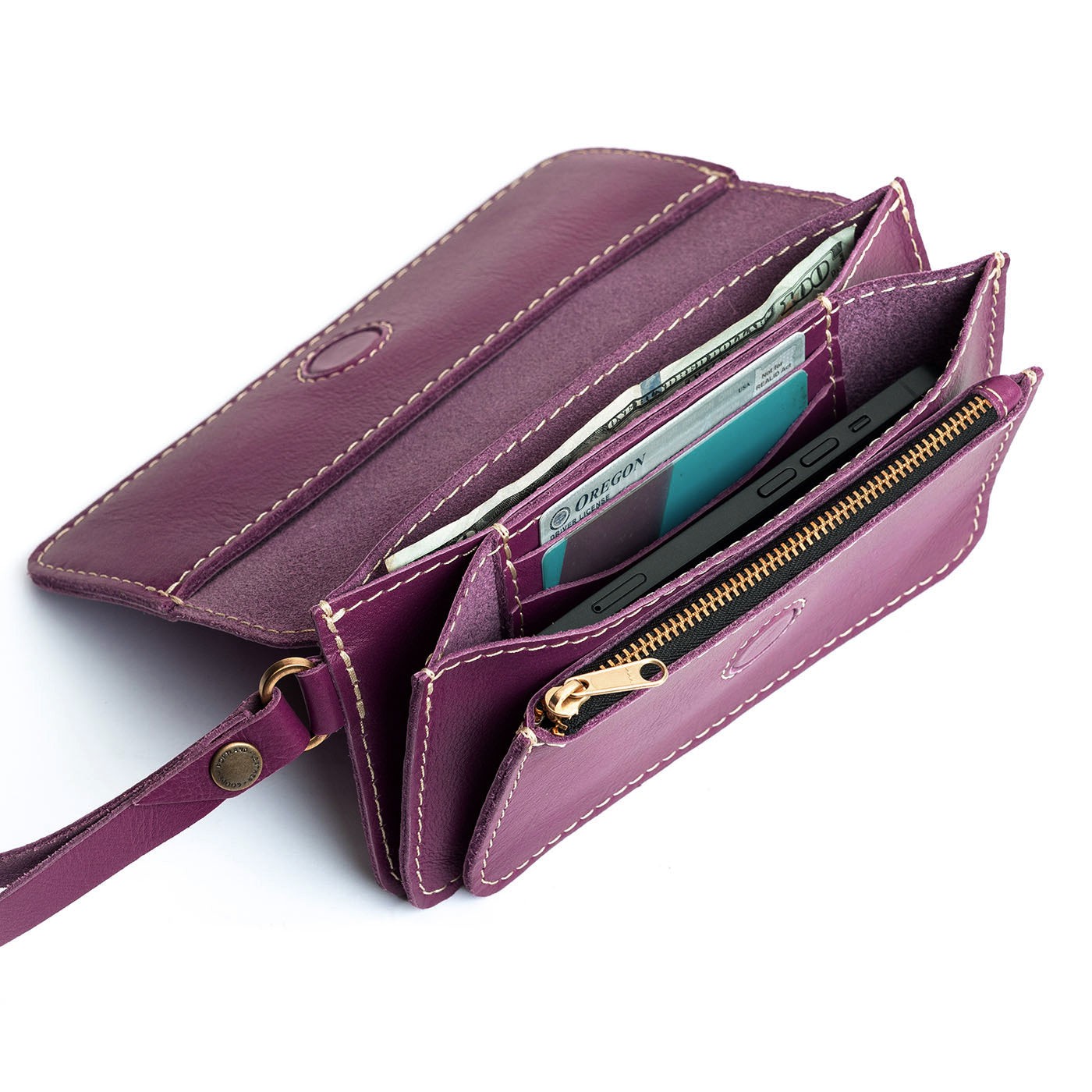 Sweet Pea | Leather wallet clutch with wristlet and magnetic closure