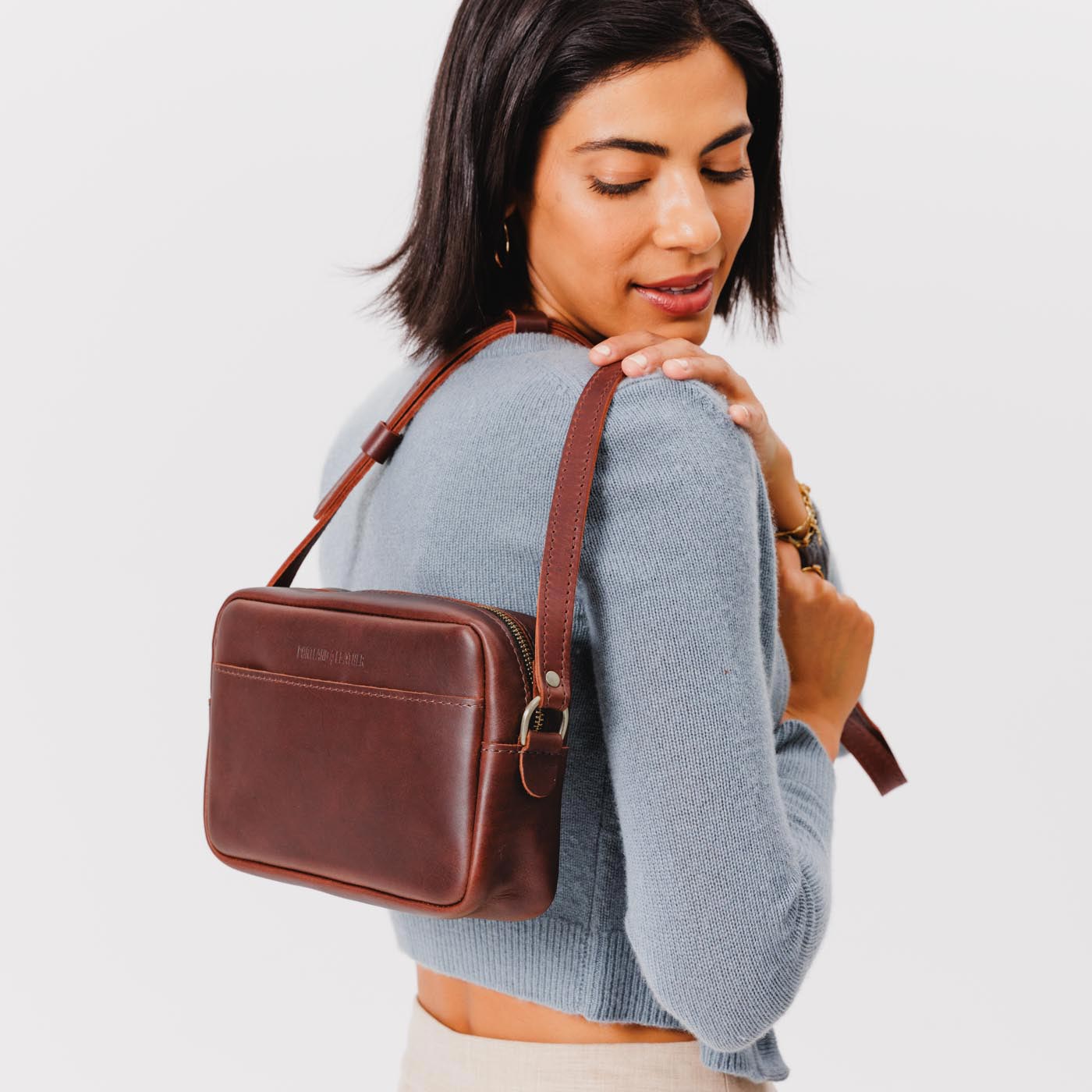 Cognac*Large | Mid-size rectangular crossbody with adjustable strap