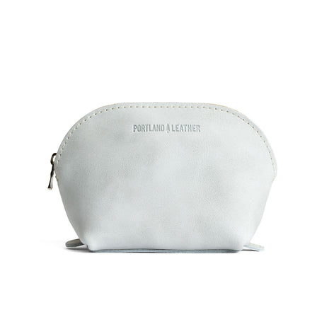 Beluga*Bella | Leather makeup bag with curved top zipper and flat bottom