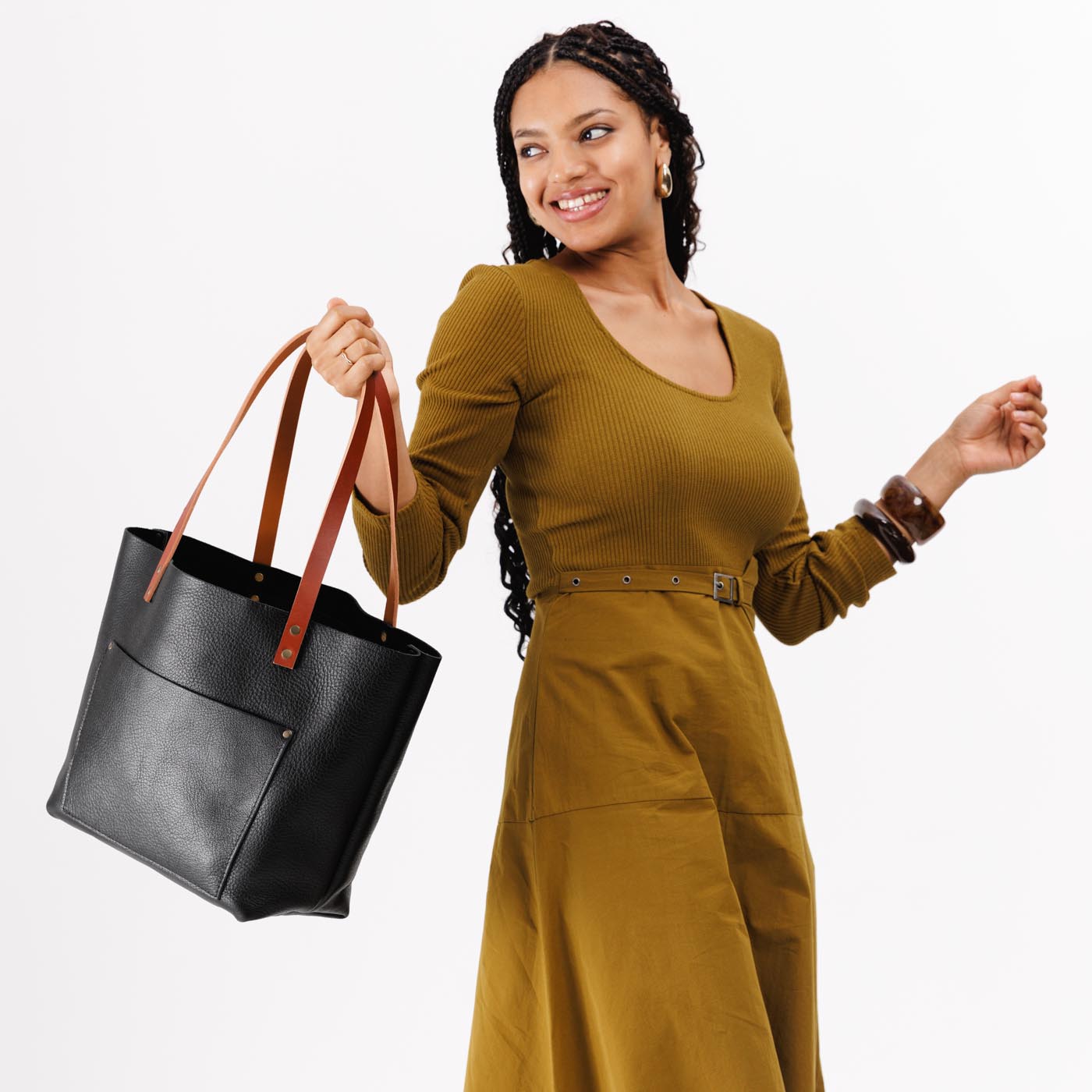 Pebbled--black*Classic | Large leather tote bag with sturdy bridle handles and front pocket