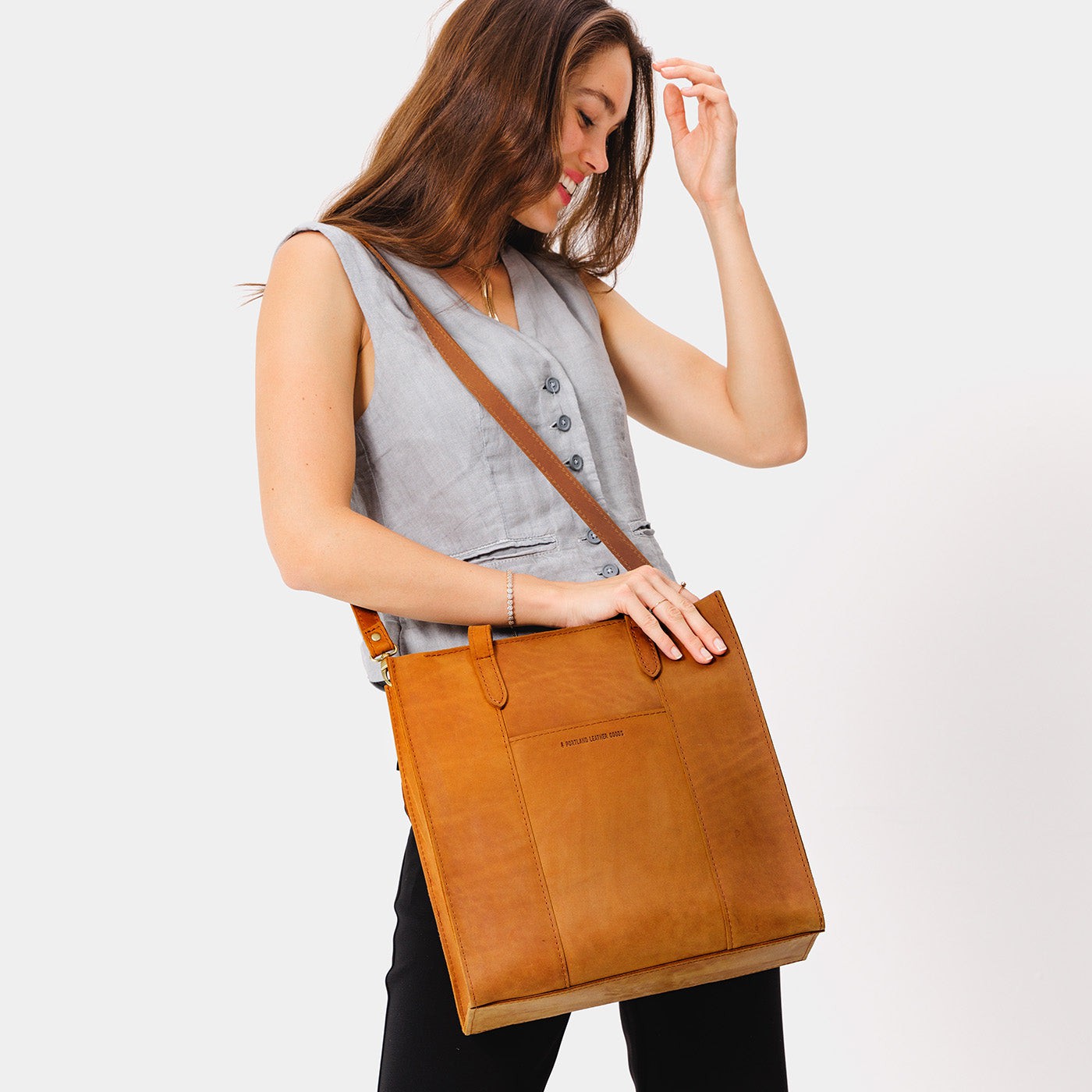  Dakota*North/South  | Structured large tote bag with overlapping panels and crossbody strap