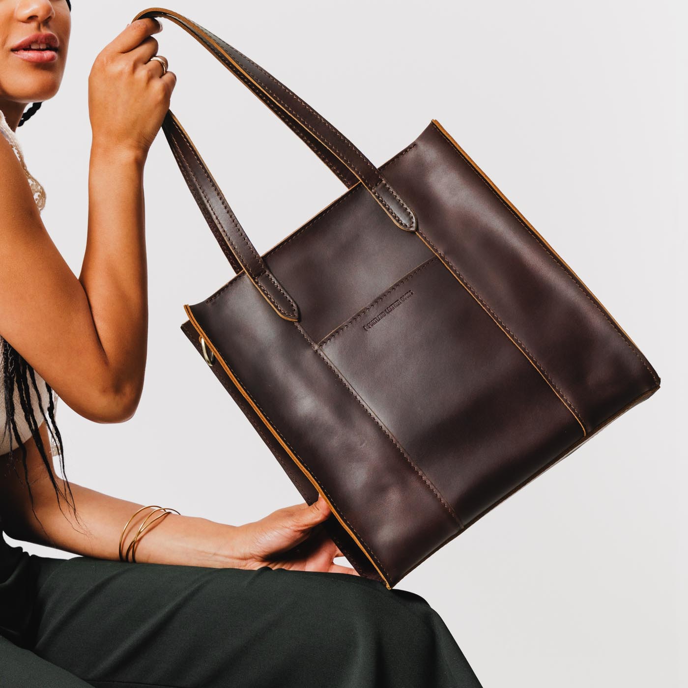  Grizzly*North/South | Structured large tote bag with overlapping panels and crossbody strap