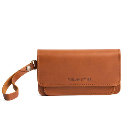 Honey | Leather wallet clutch with wristlet and magnetic closure