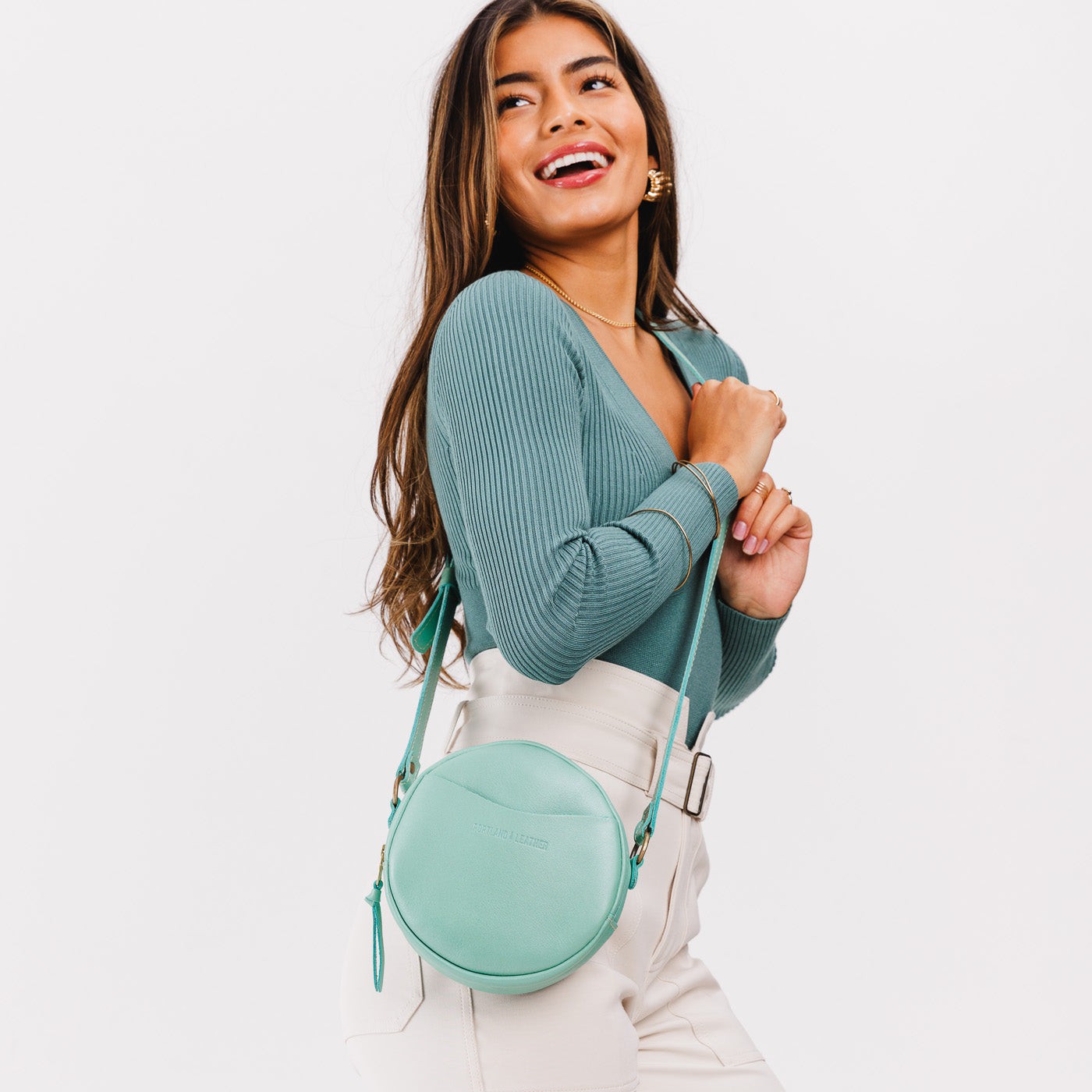 Optical Small | Circle shaped crossbody bag with top zipper