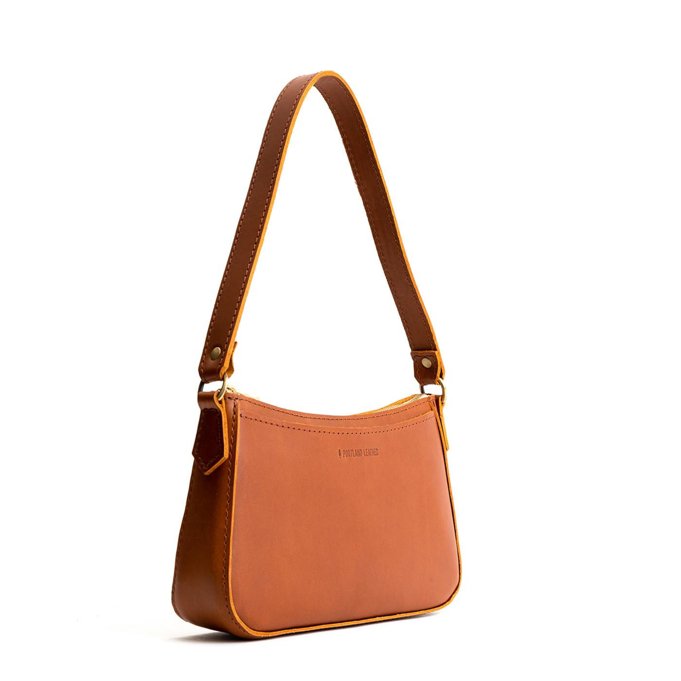  Honey | Petite bean shaped shoulder bag with a zipper closure