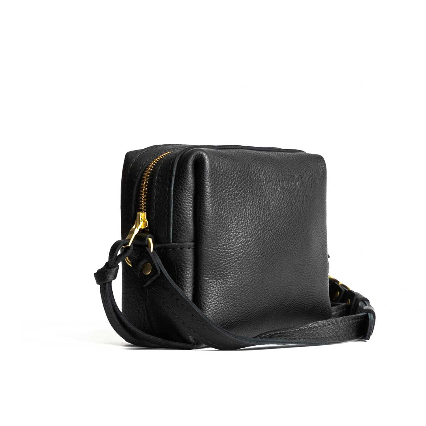  Pebbled--black | Square crossbody bag with top zipper and leather pull tab